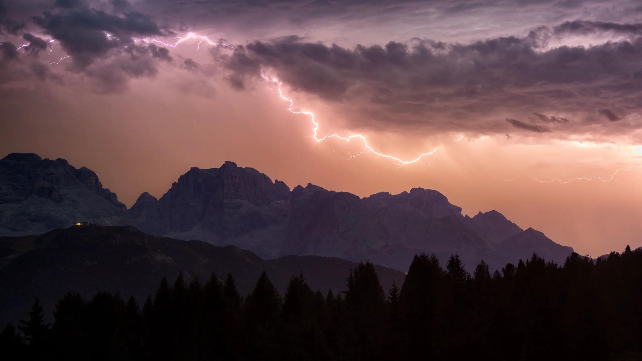 Electric Sky — Marek Piwnicki