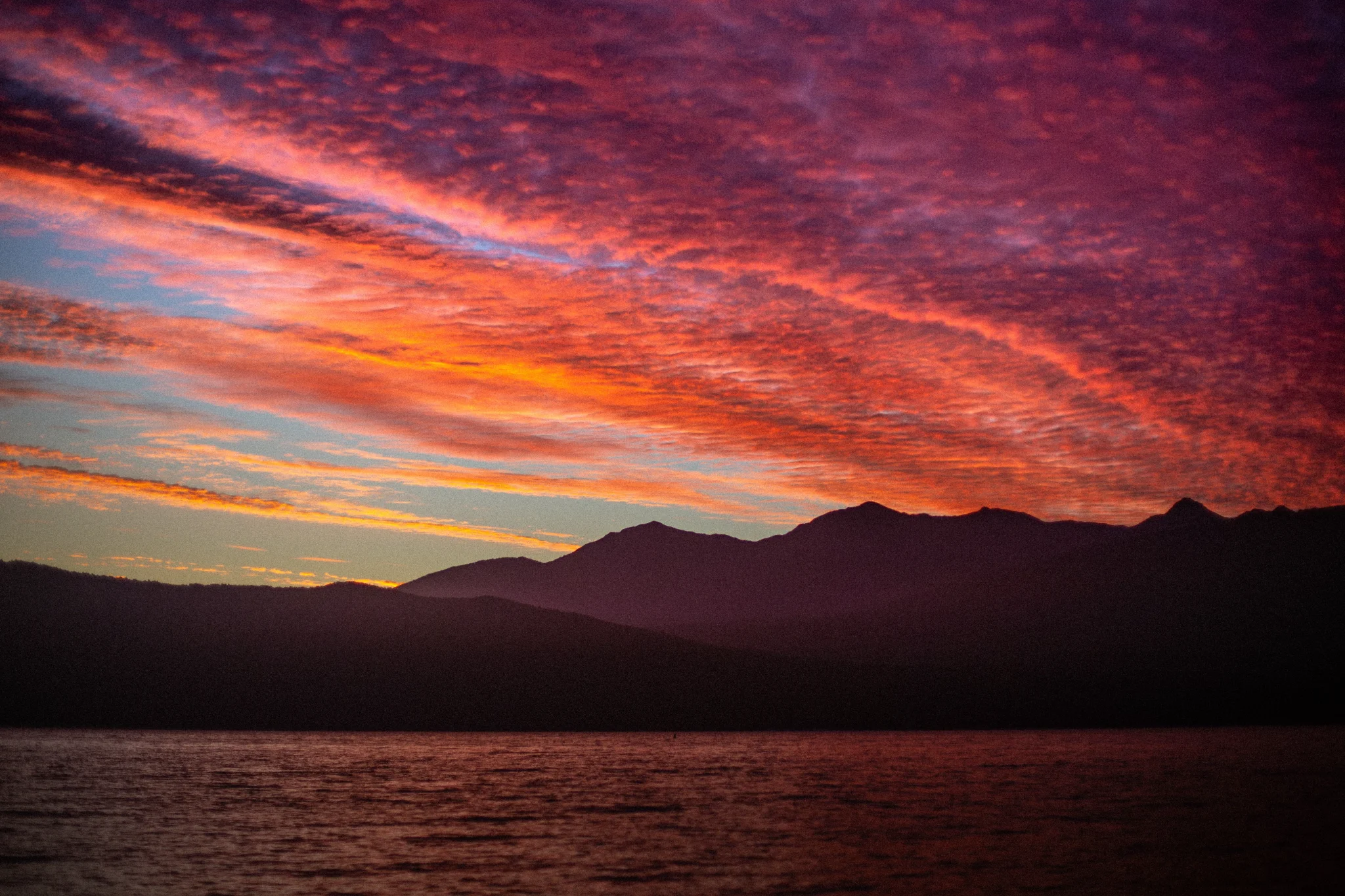 Red Sky — Marek Piwnicki