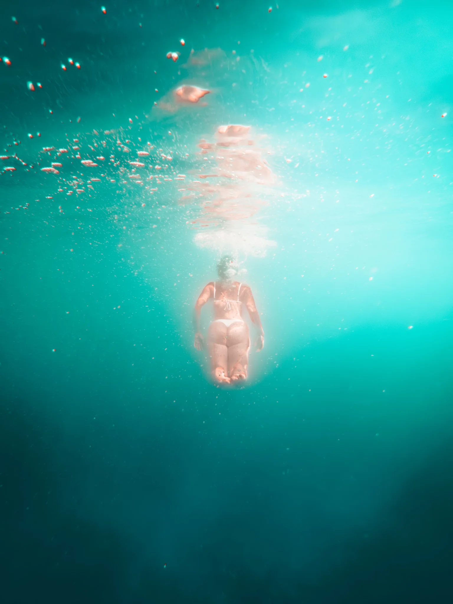 Weightless — Pia Berčič