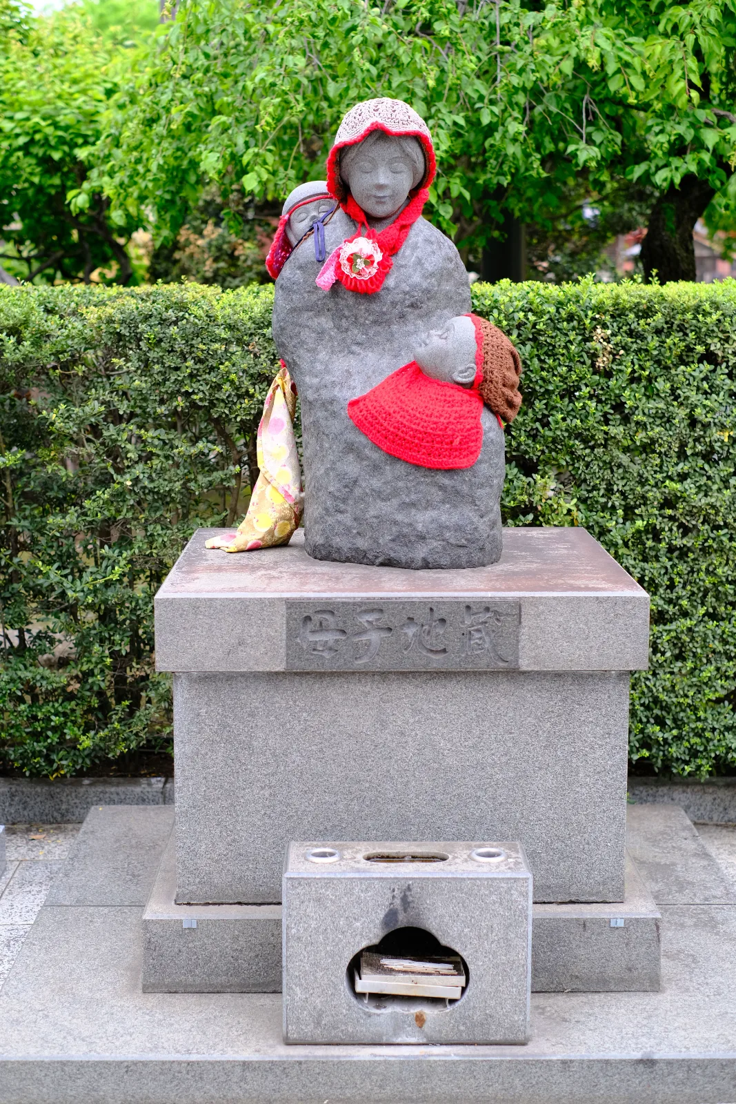 Mother and Child Jizō — Vinny Anugraha