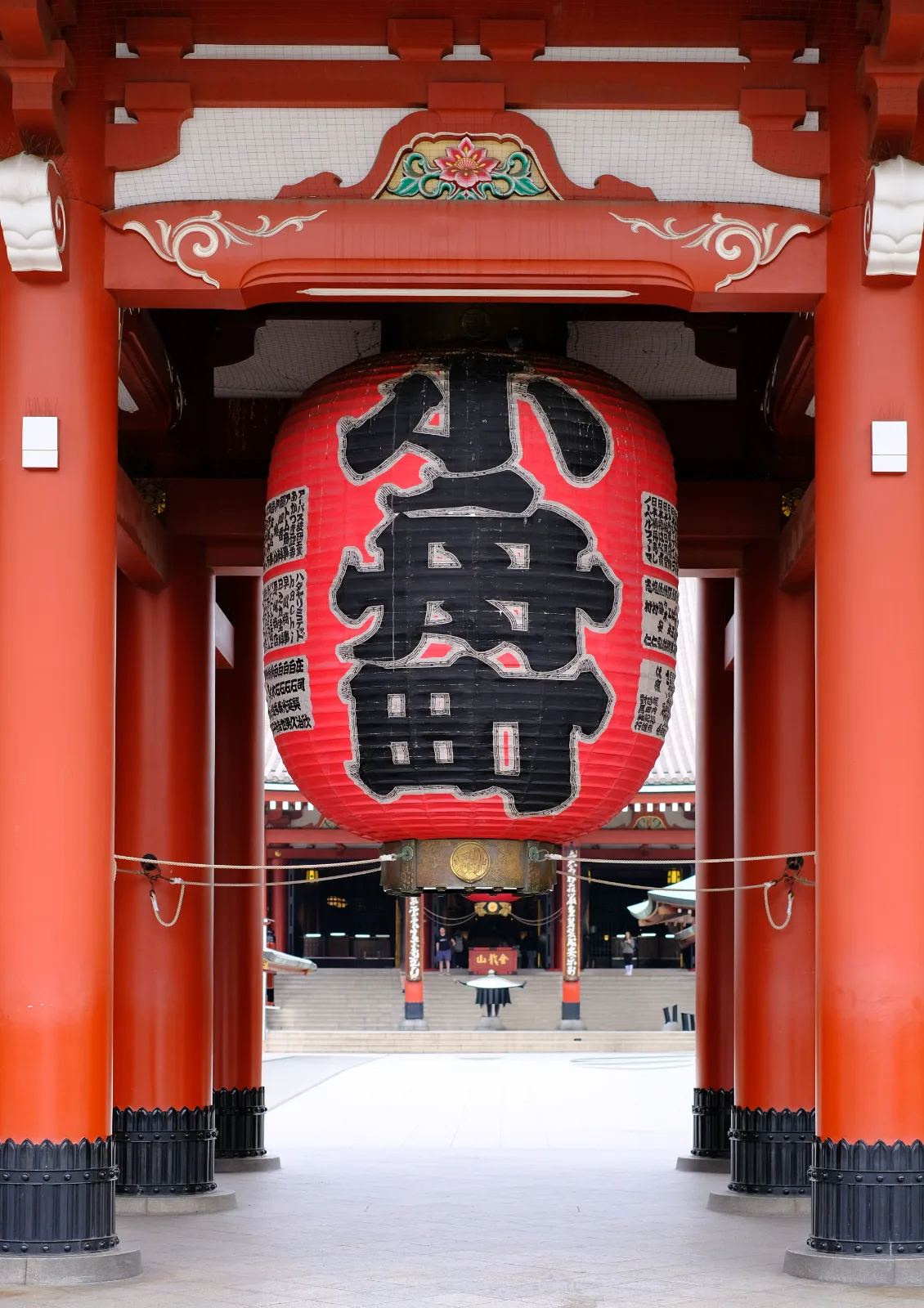 Hōzōmon Lantern — Vinny Anugraha